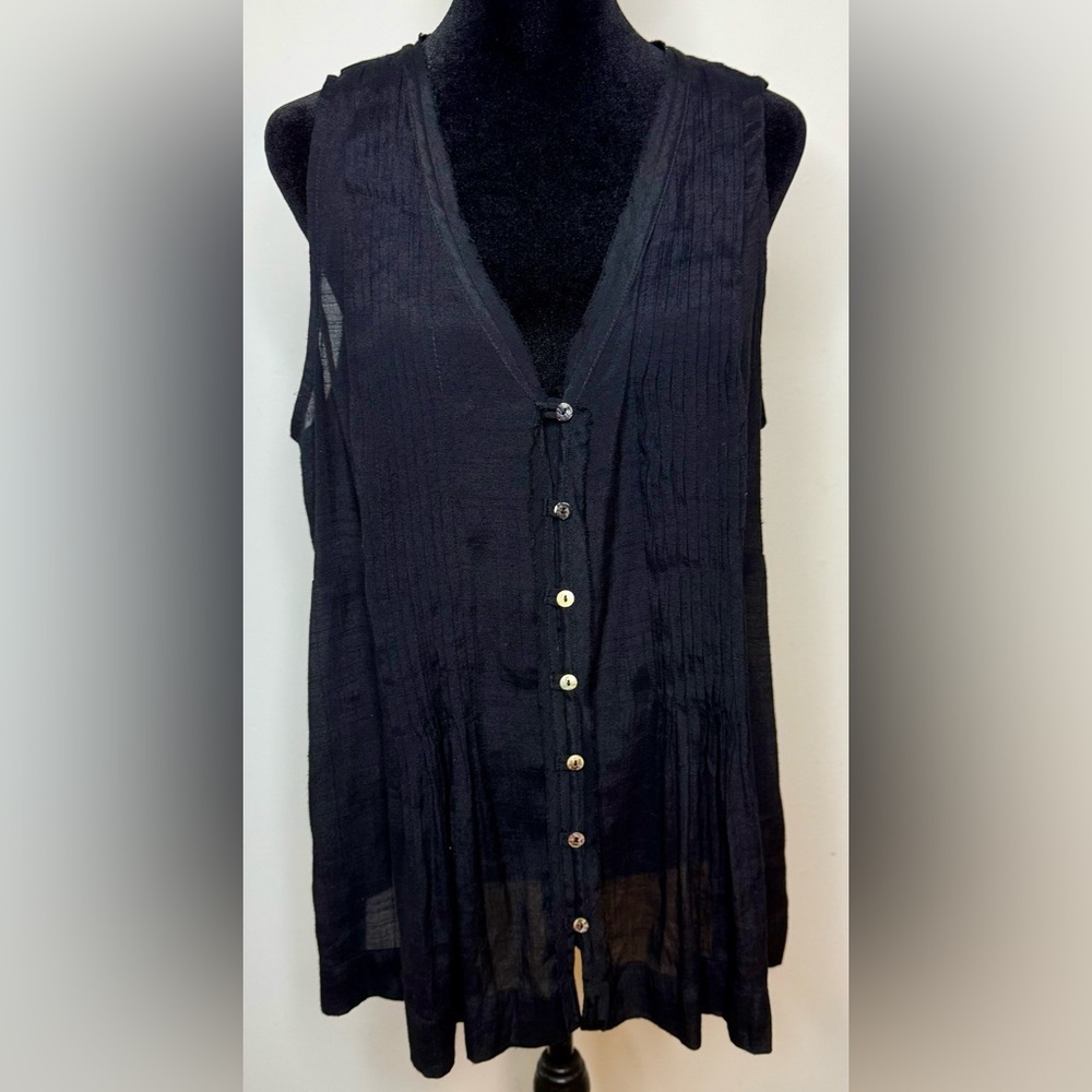Anthropologie Maeve black sleeveless pin tuck lightweight button down shirt L - Picture 2 of 8